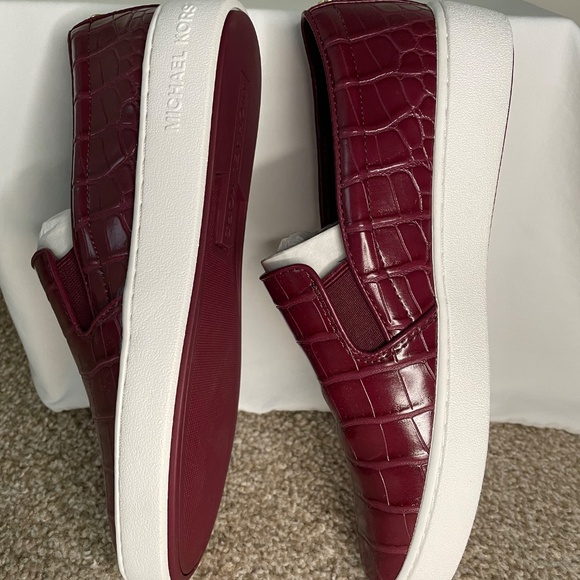 Michael Kors-Keaton Crocodile Embossed Slip On Sneakers-US Size 7.5M-New w/o Box - Picture 4 of 11